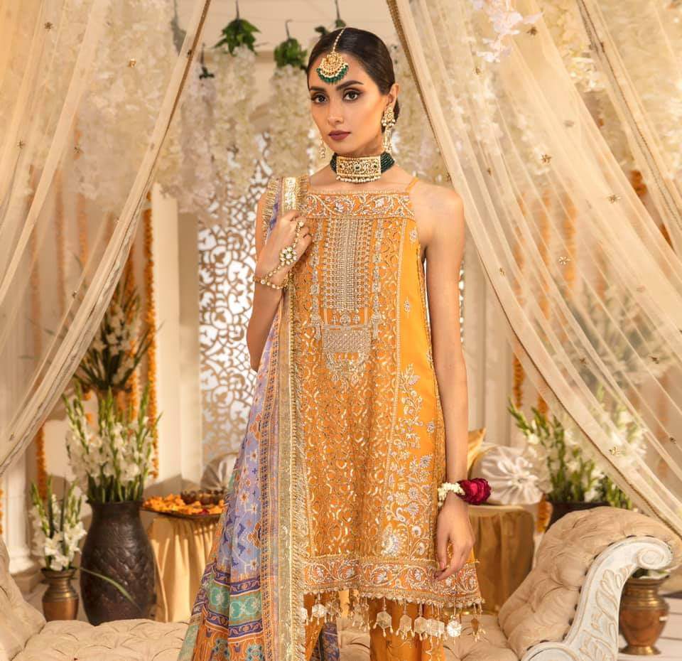 img_anaya_kamiar_rokni_wedding_mehndi_collection_ambre_awwal_boutique