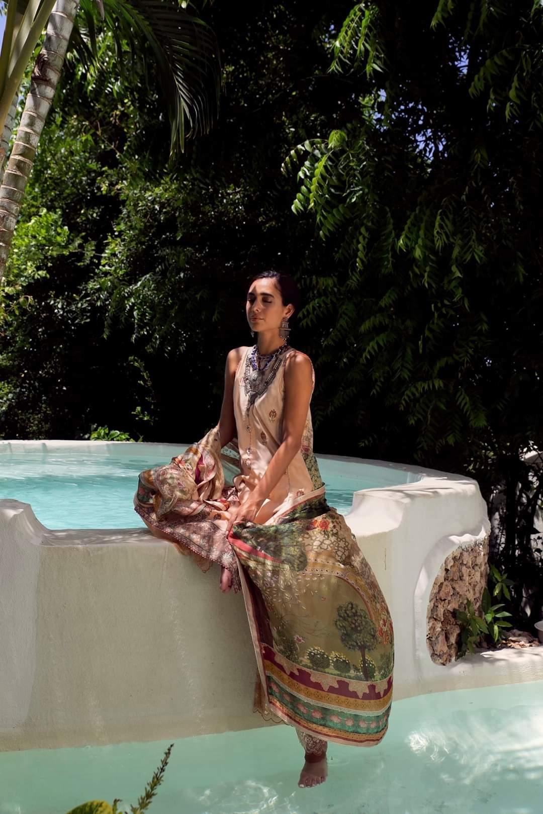 img_qalamkar_lawn_2020_awwal_boutique