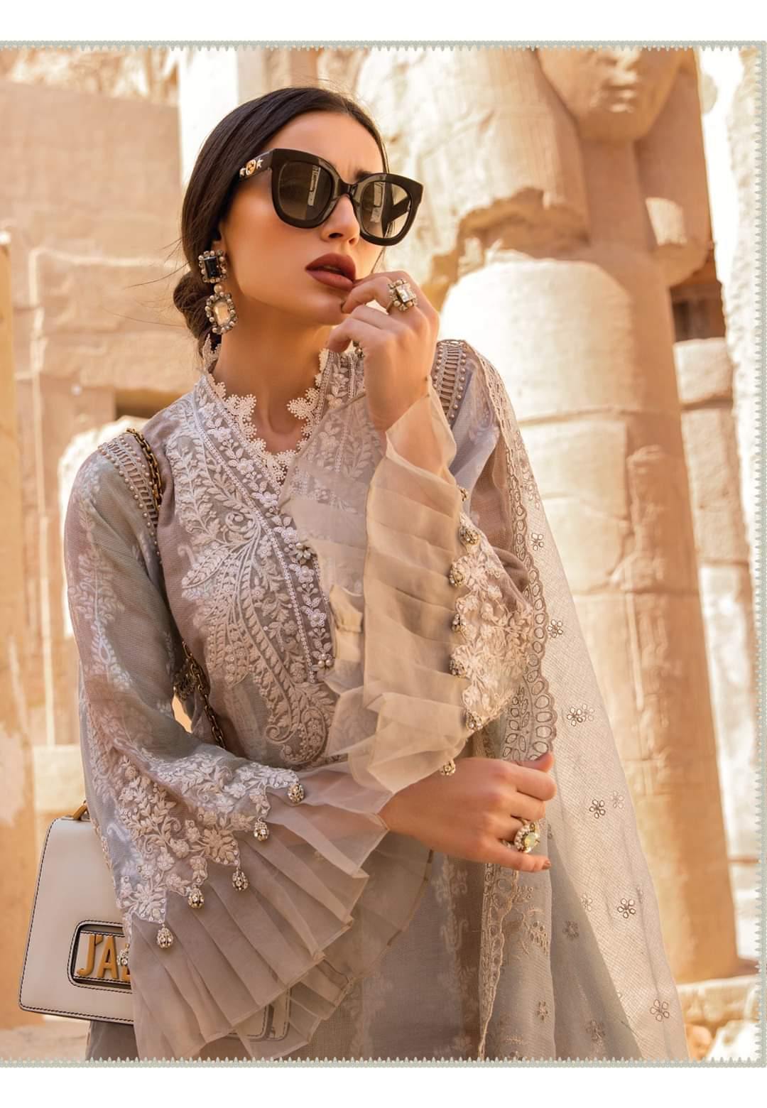 img_maria_b_lawn_collection_awwal_boutique