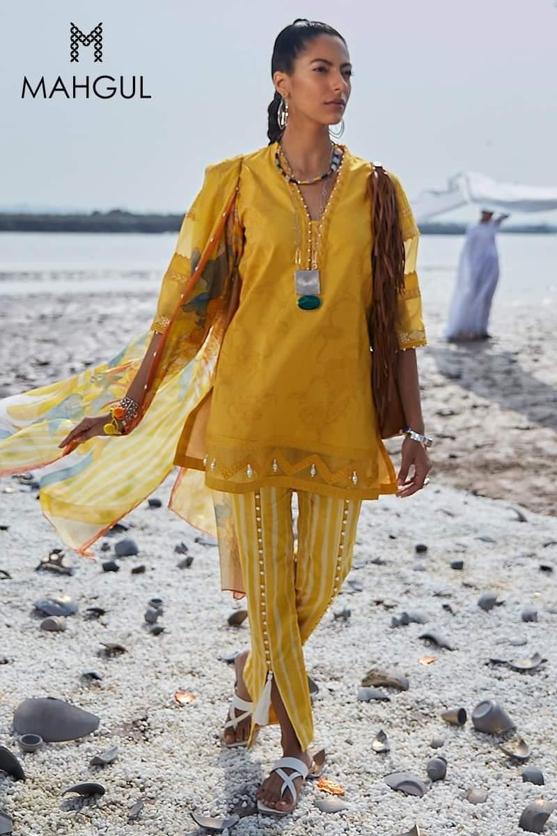 img_mahgul_lawn_2020_awwal_boutique