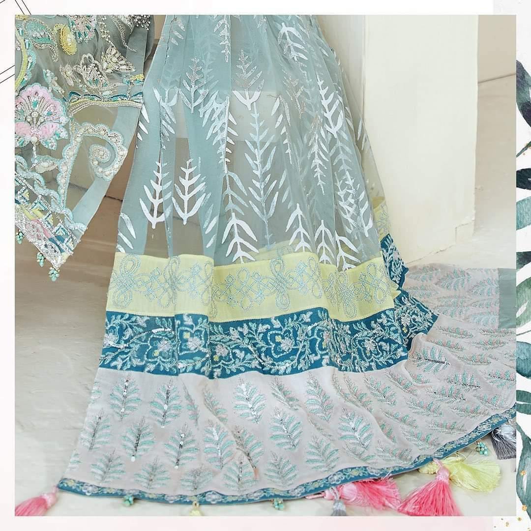 img_maryam_hussain_luxury_formals_chiffon_wedding_awwal_boutique