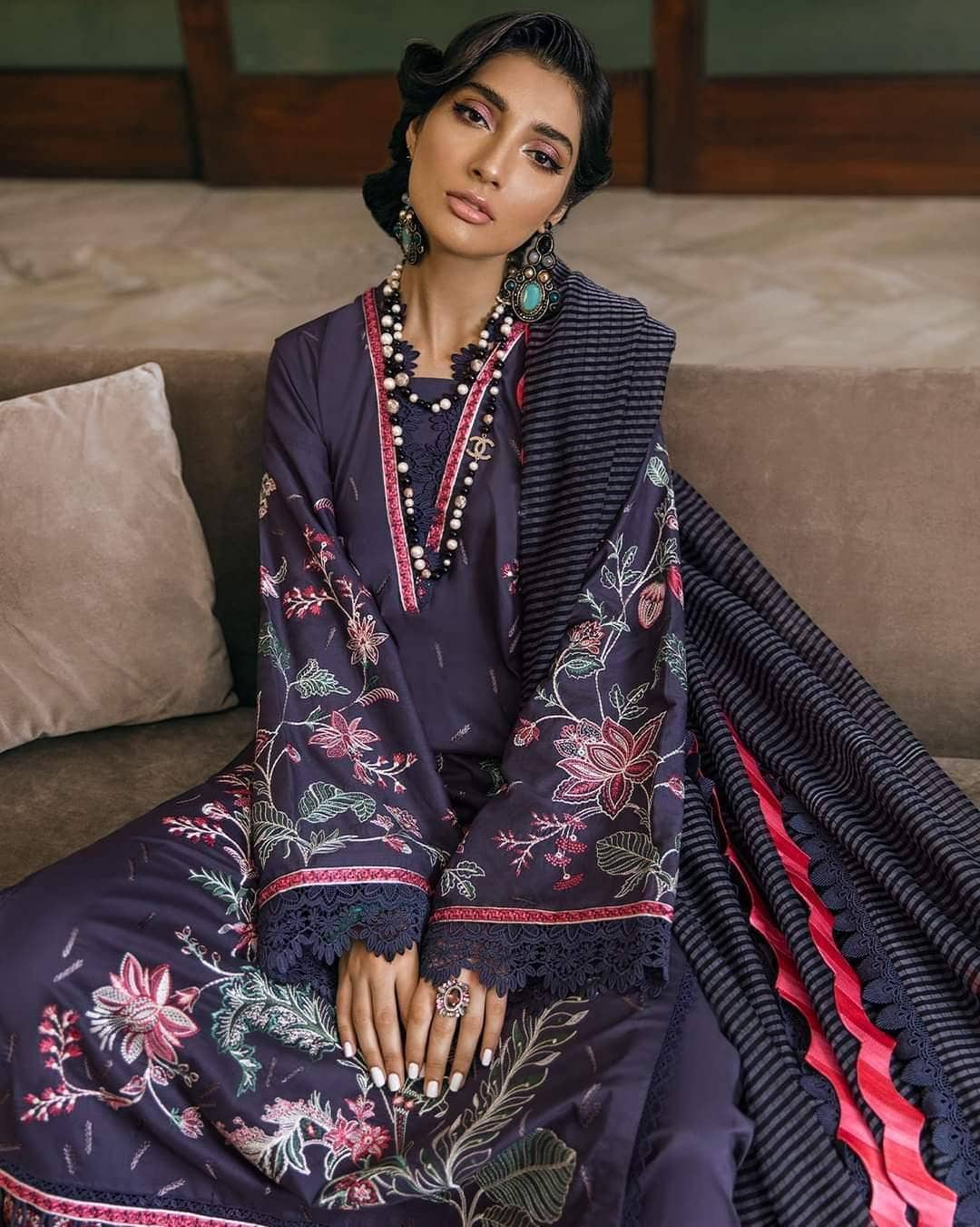 img_zaha_modern_memsaab_awwal_boutique