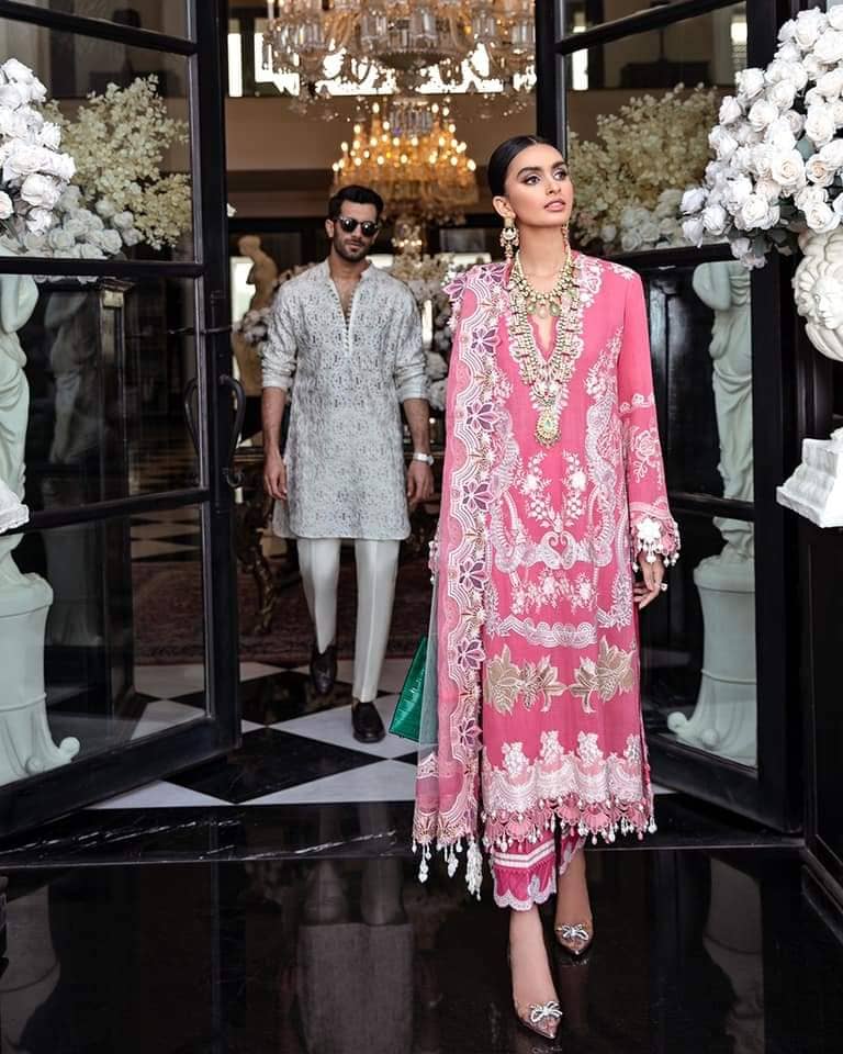 img_sana_safinaz_lawn_2021_awwal_boutique
