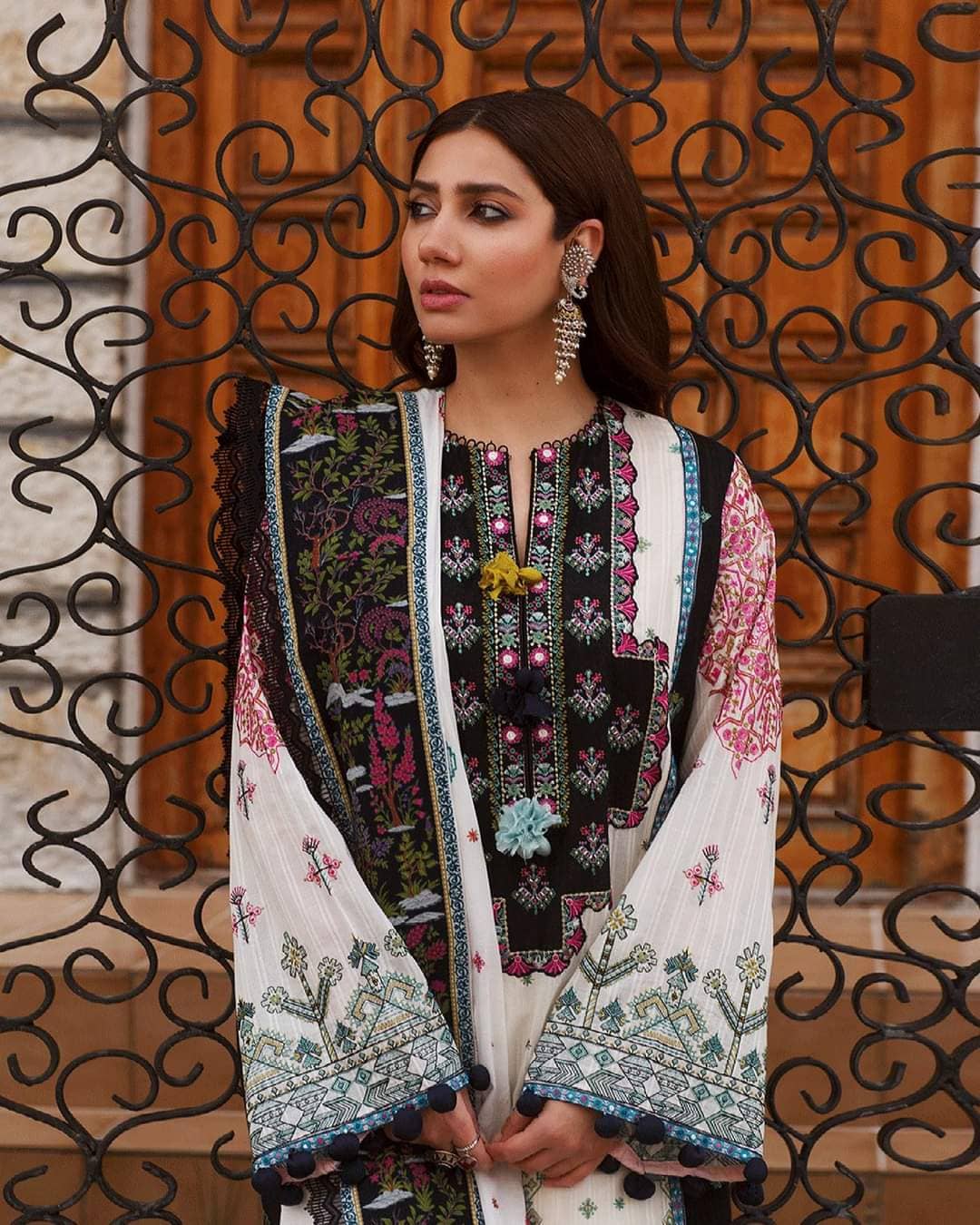 img_elan_ormana_lawn_2021_awwal_boutique