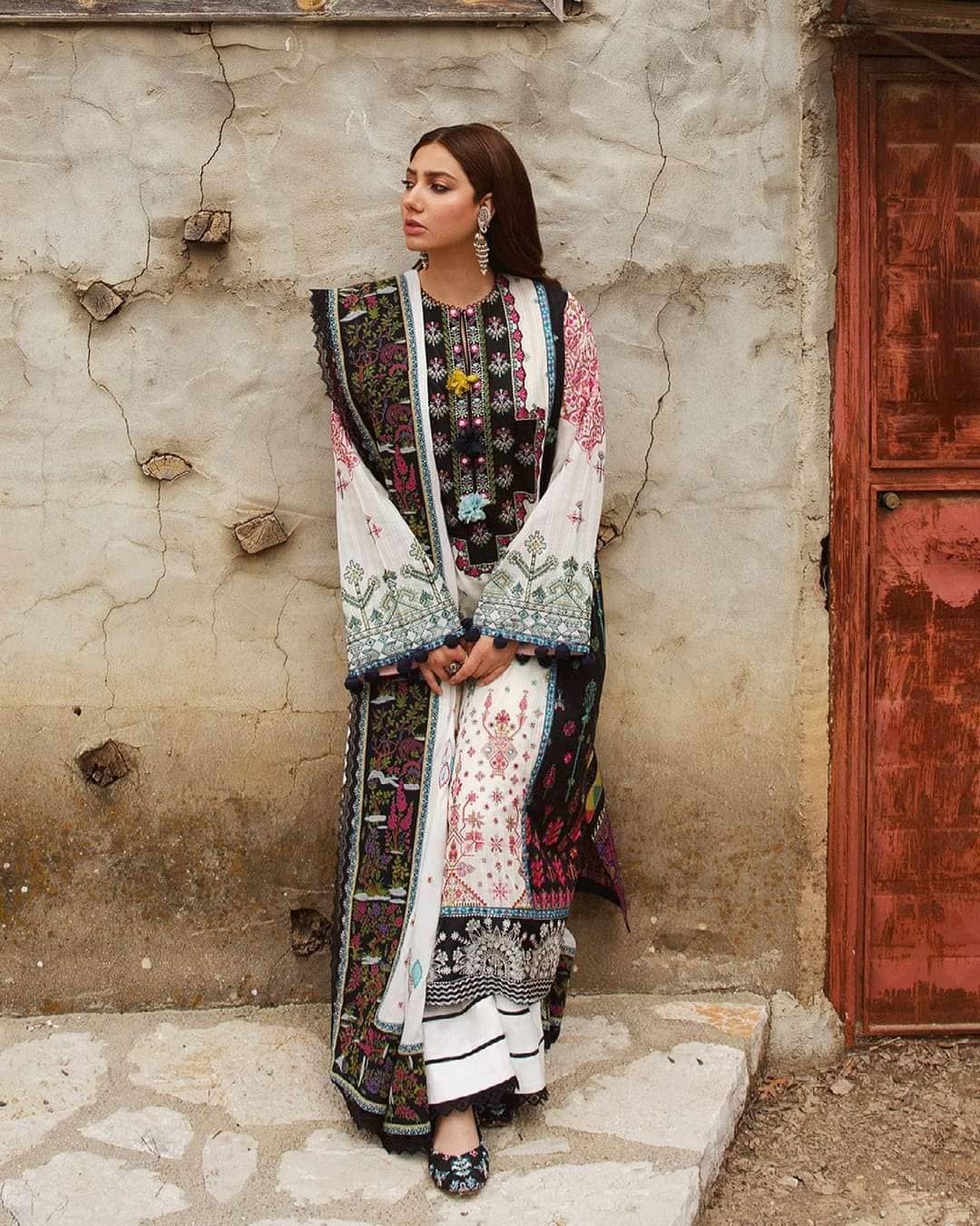 img_elan_ormana_lawn_2021_awwal_boutique