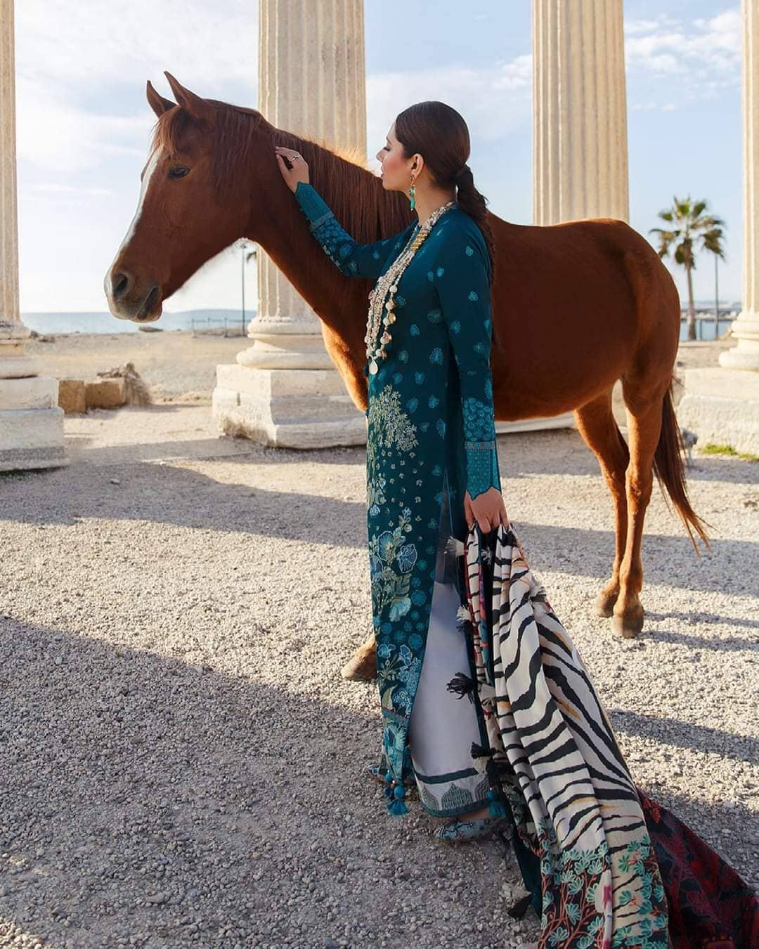 img_elan_ormana_lawn_2021_awwal_boutique