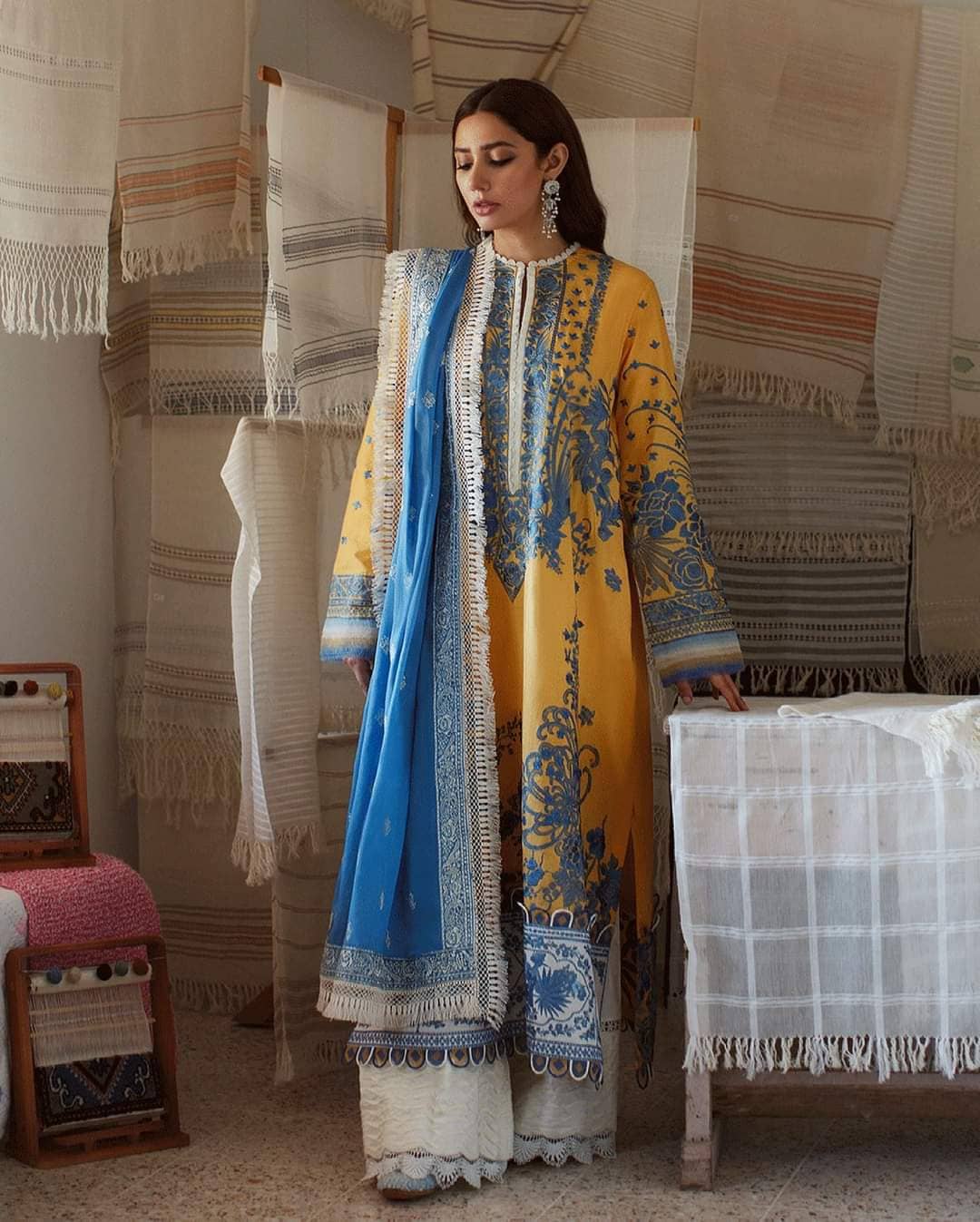 img_elan_ormana_lawn_2021_awwal_boutique