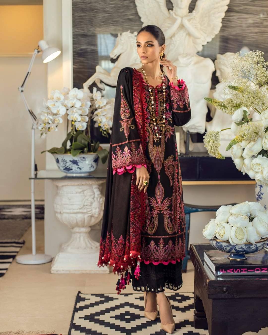 img_sana_safinaz_muzlin_winter_21_awwal_boutique