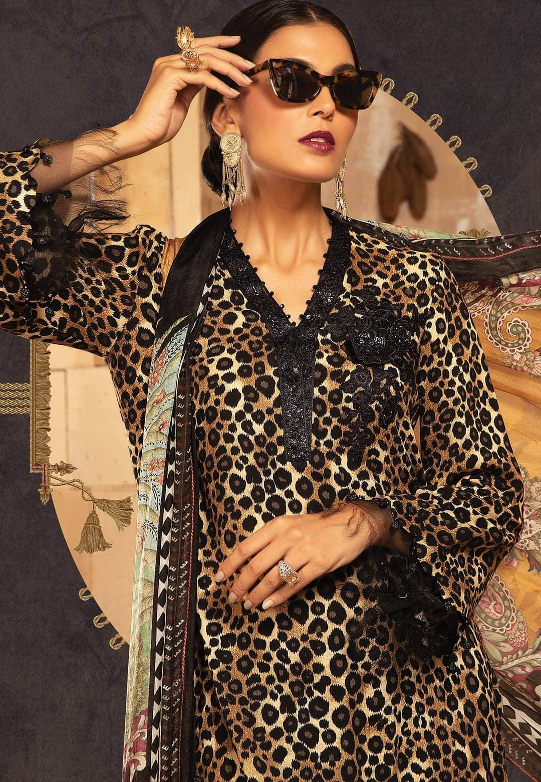 img_maria_b_m_prints_winter_awwal_boutique