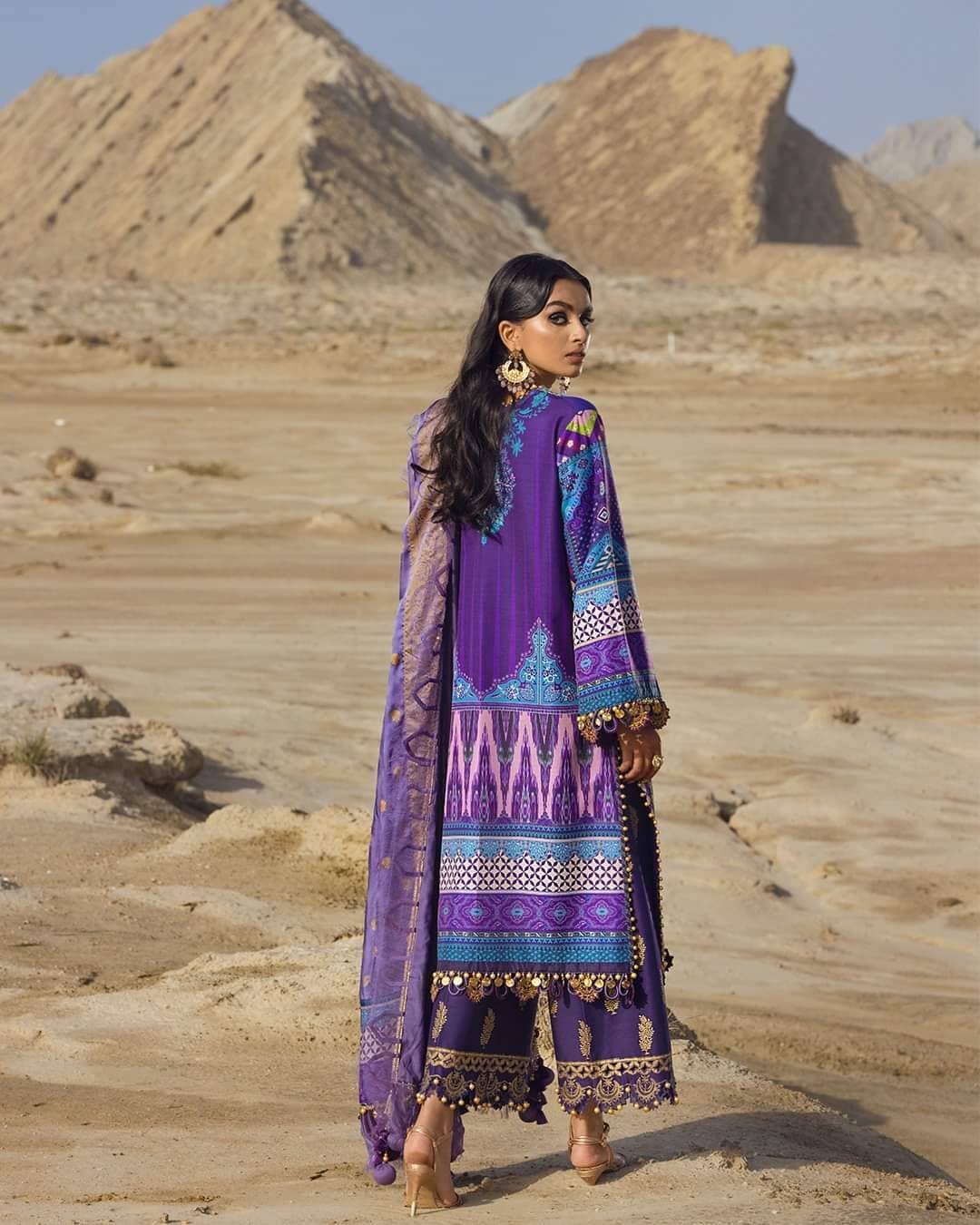 img_sana_safinaz_luxury_winter_21_awwal_boutique