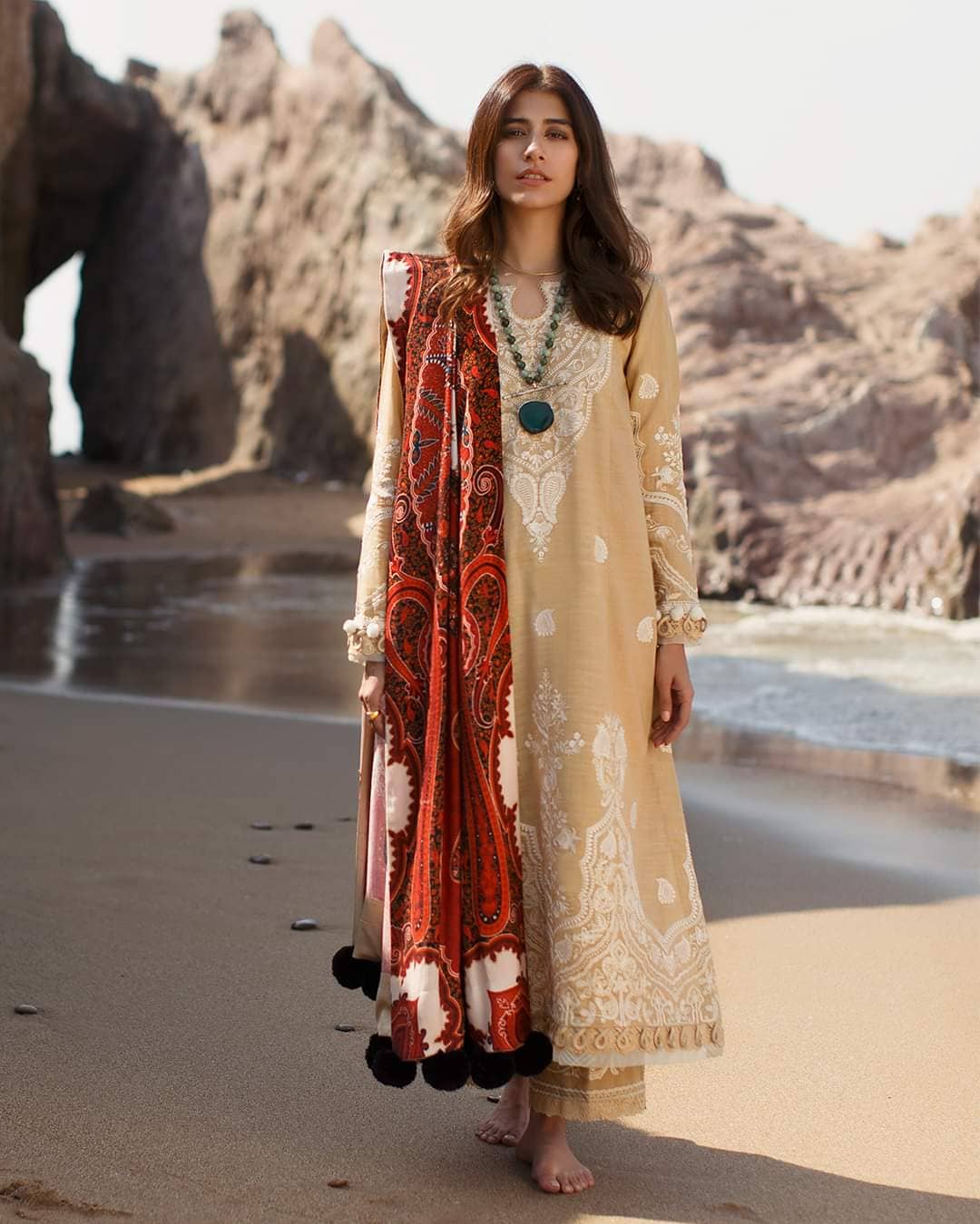 img_zaha_saleh_winter_21_awwal_boutique