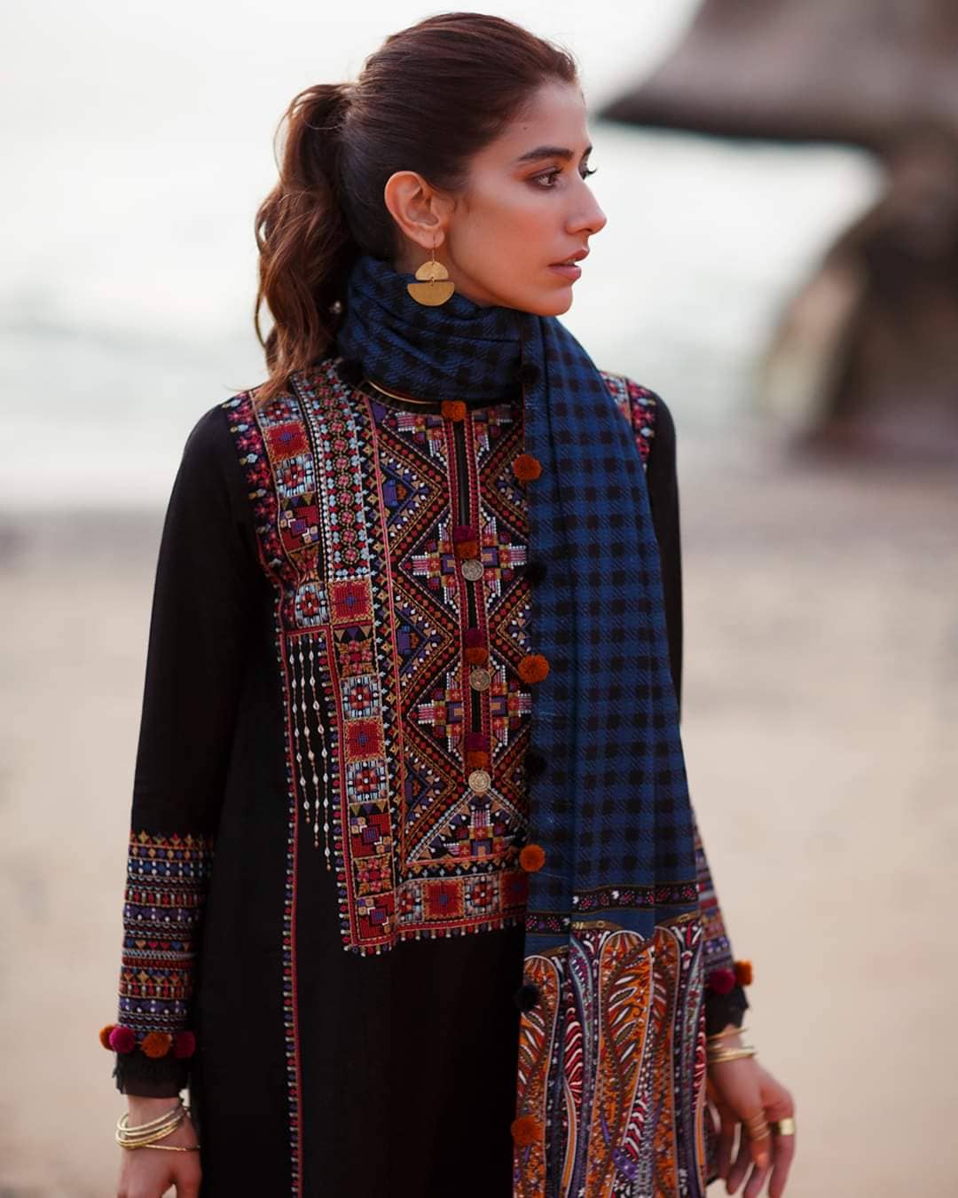 img_zaha_sahel_winter_awwal_boutique