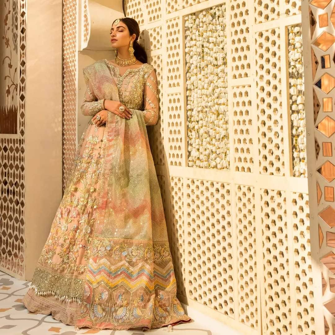 img_crimson_wedding_edition_awwal_boutique