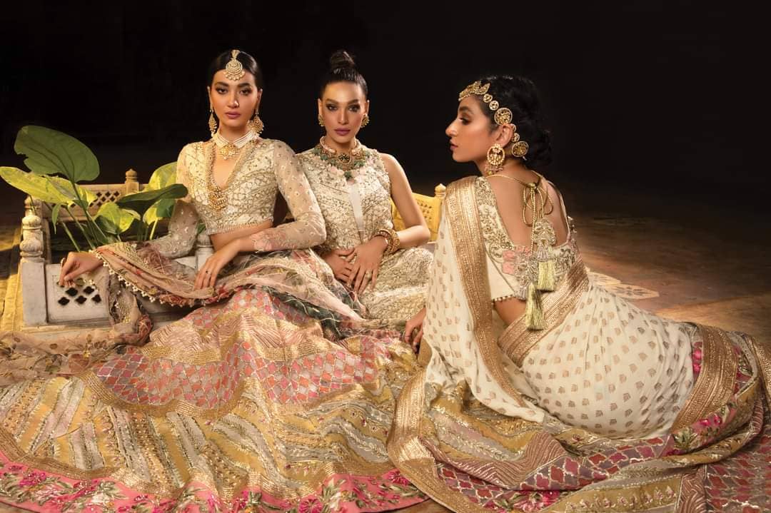 img_crimson_wedding_edition_awwal_boutique