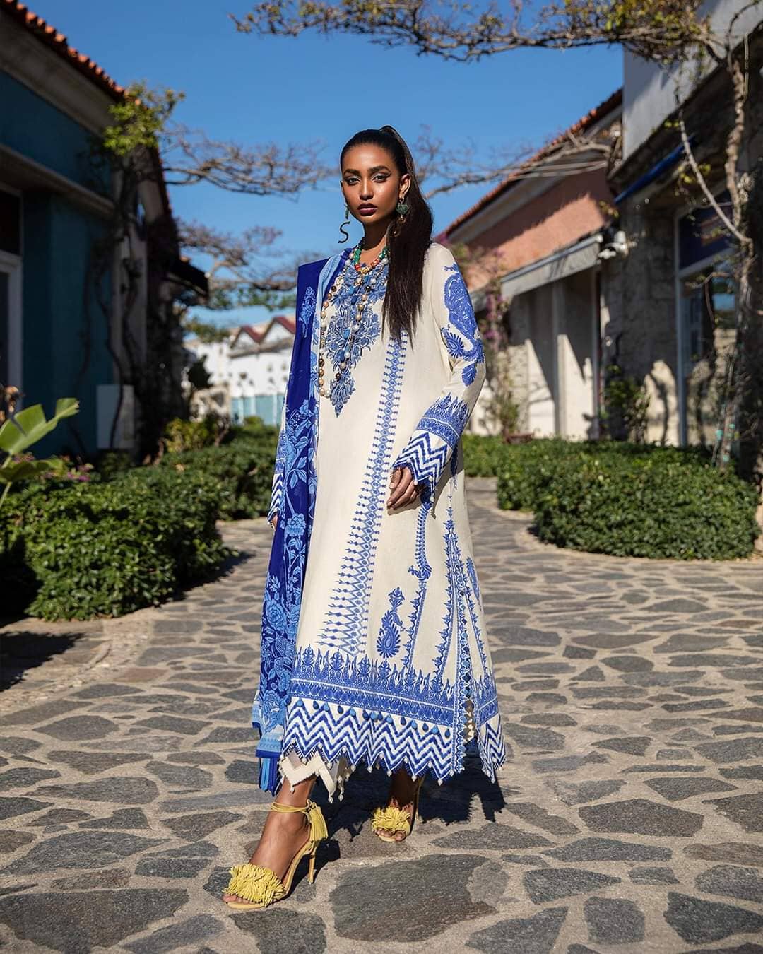 img_sana_safinaz_muzlin_22_awwal_boutique