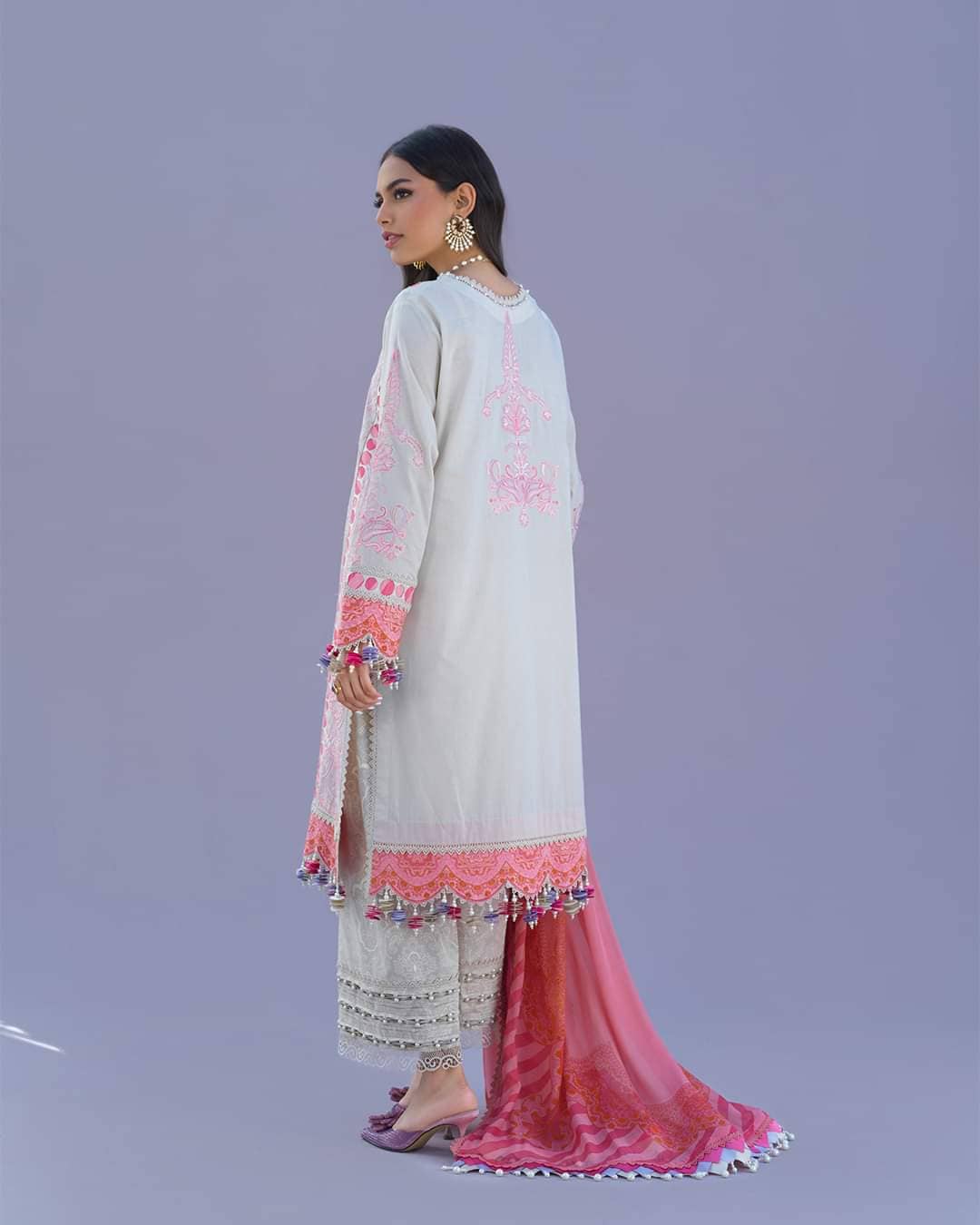 img_sana_safinaz_muzlin_22_awwal_boutique