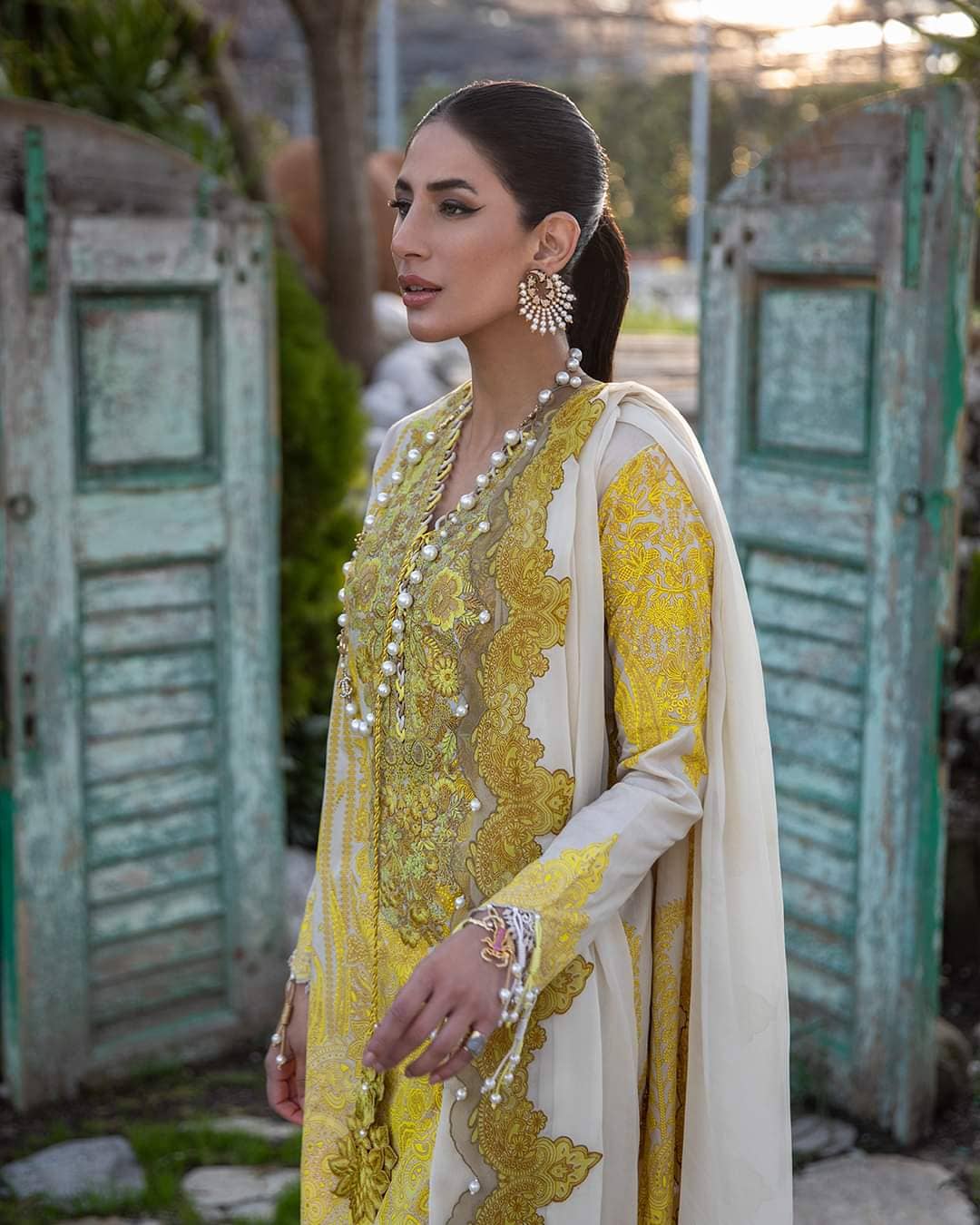 img_sana_safinaz_muzlin_22_awwal_boutique