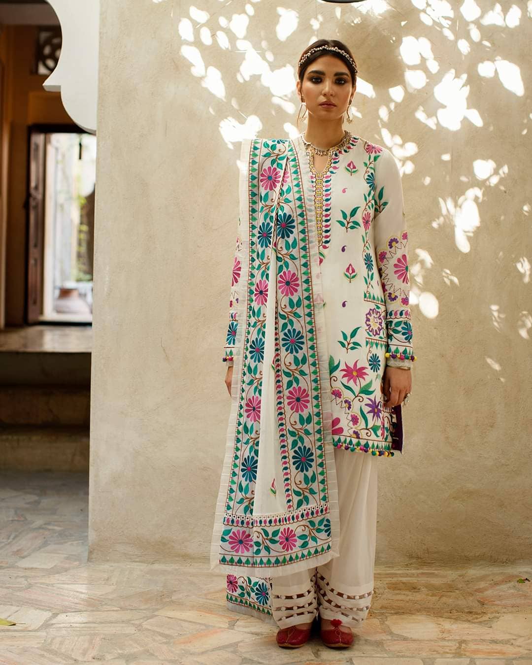 img_zaha_lawn_22_awwal_boutique