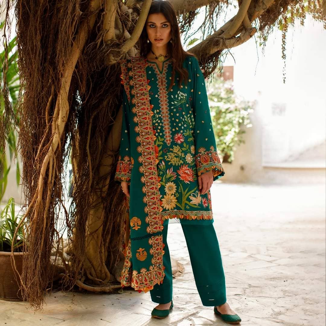 img_zaha_lawn_22_awwal_boutique