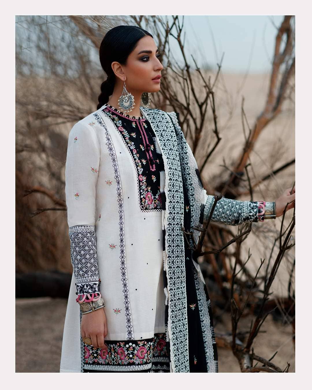 img_zaha_lawn_22_awwal_boutique