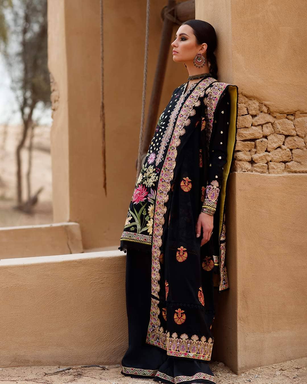 img_zaha_lawn_22_awwal_boutique