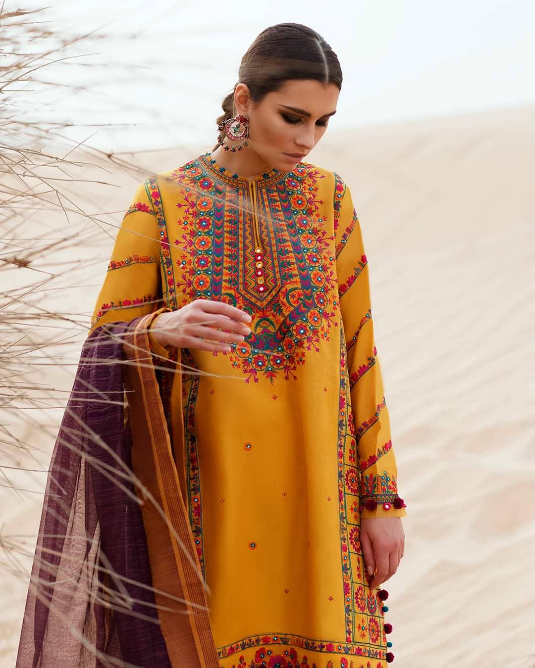 img_zaha_lawn_22_awwal_boutique