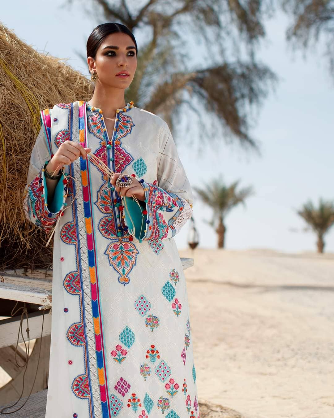 img_zaha_lawn_22_awwal_boutique