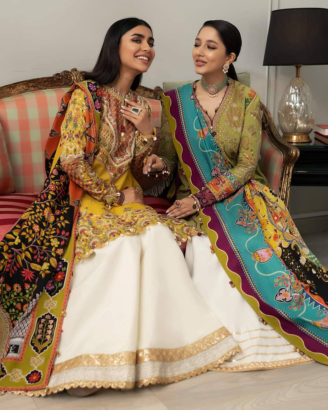 img_elan_lawn_22_awwal_boutique