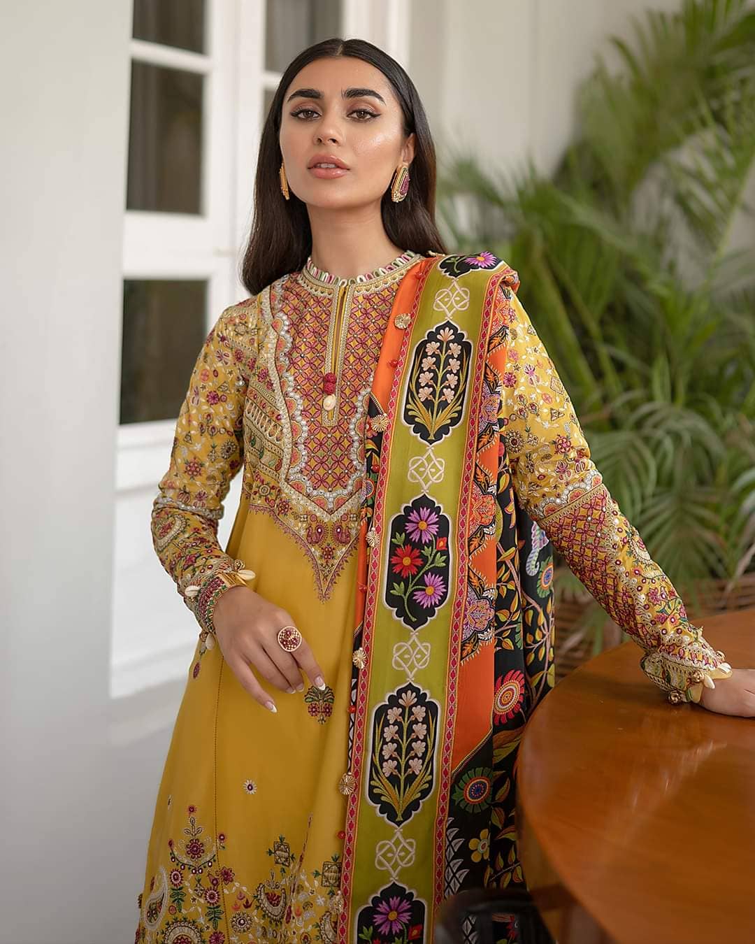 img_elan_lawn_22_awwal_boutique