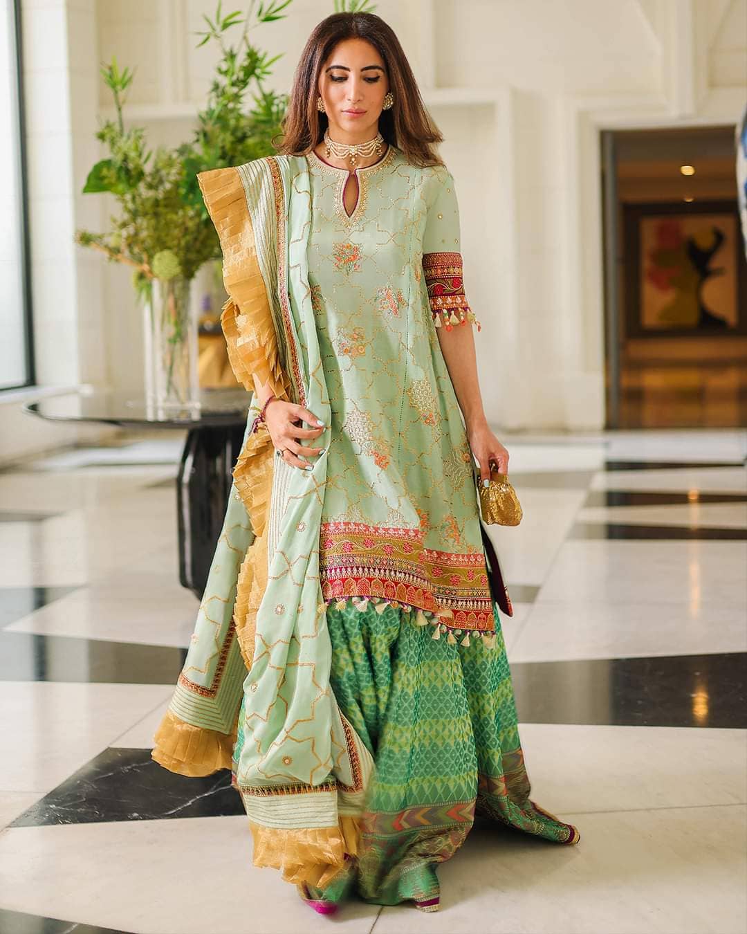 img_elan_lawn_22_awwal_boutique