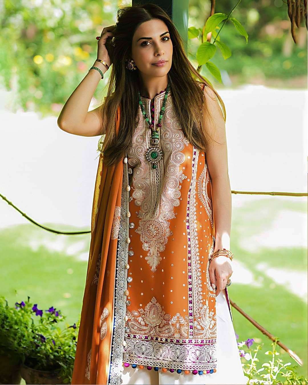 img_spotted_in_elan_lawn_awwal_boutique