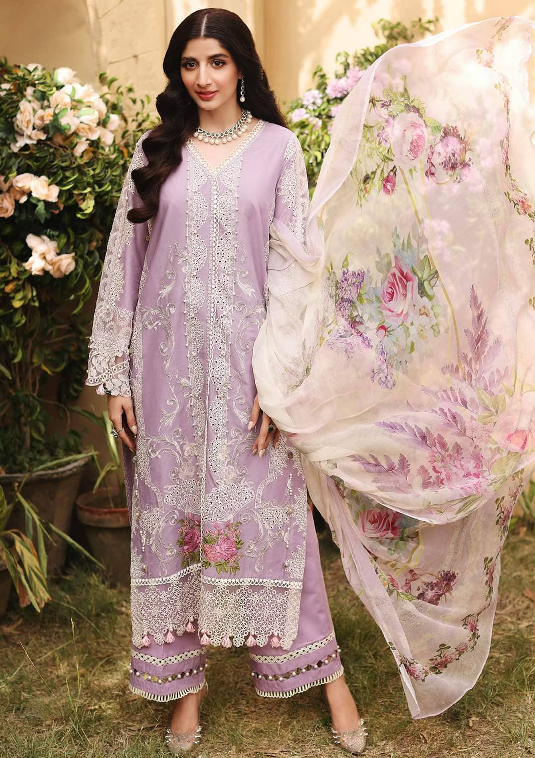 img_elaf_luxury_lawn_22_awwal_boutique