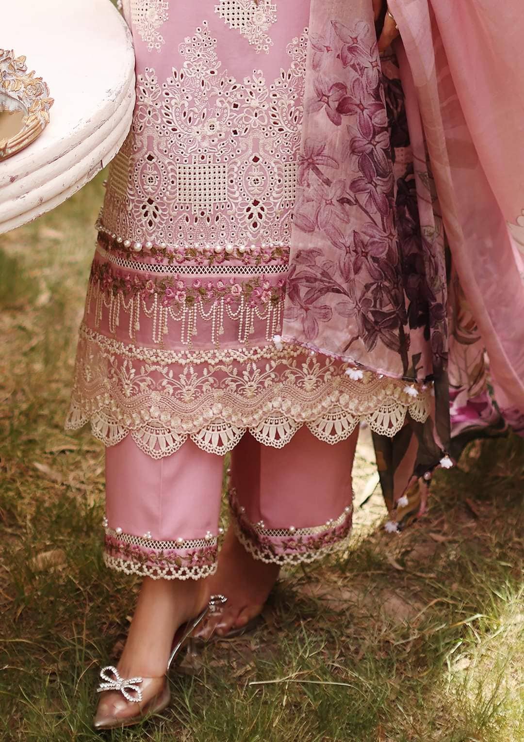 img_elaf_luxury_lawn_22_awwal_boutique