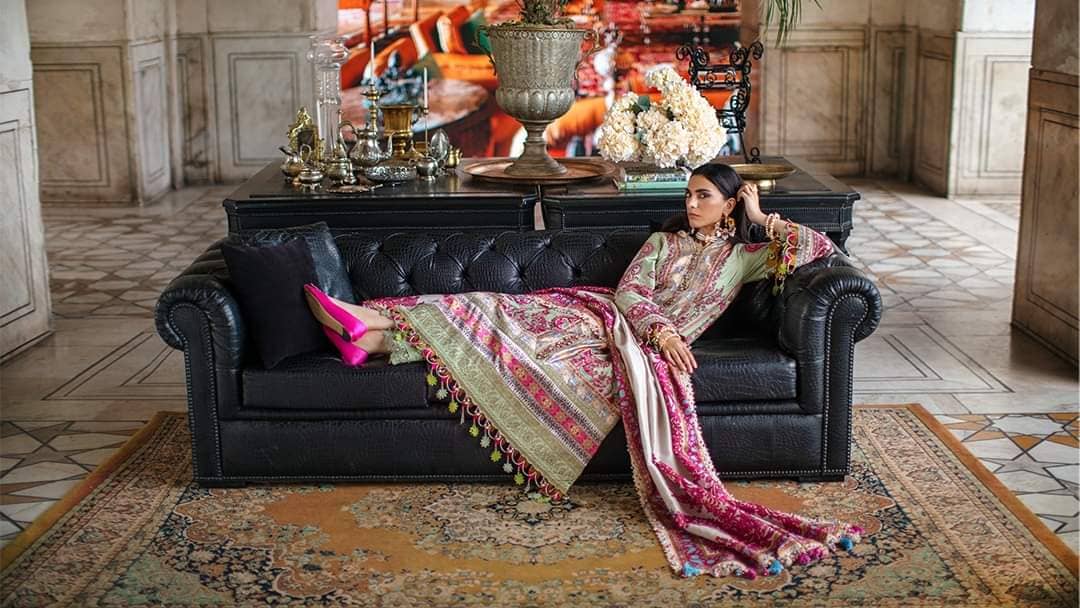 img_sana_safinaz_luxury_winter_22_awwal_boutique