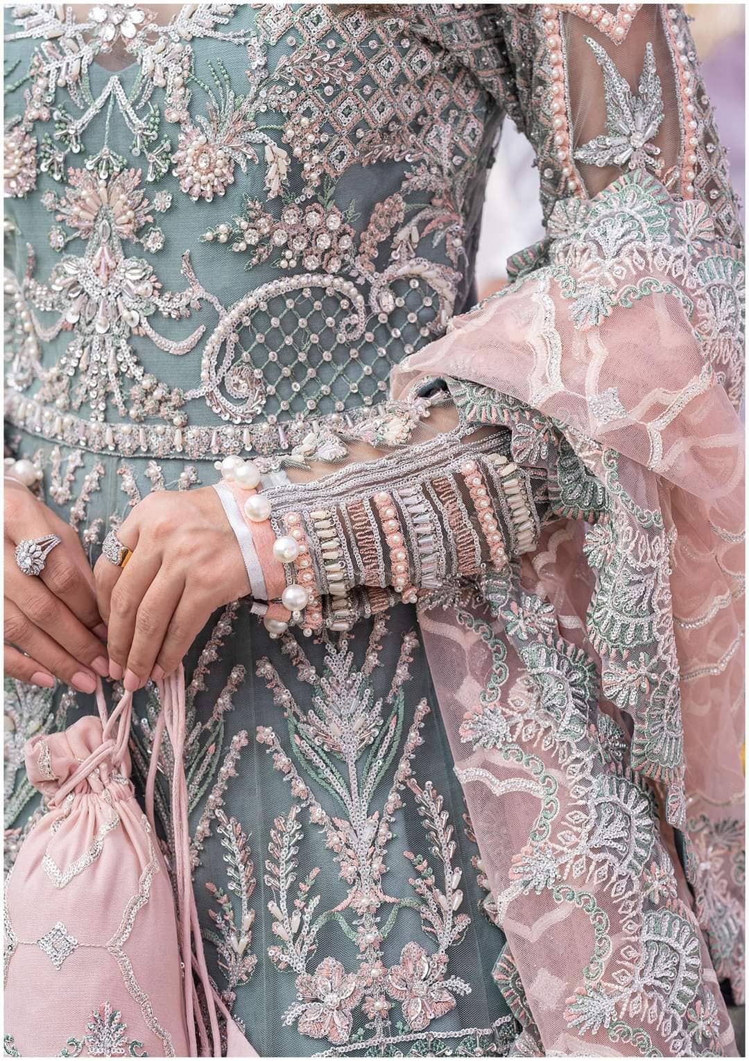 img_elaf_veer_di_wedding_awwal_boutique