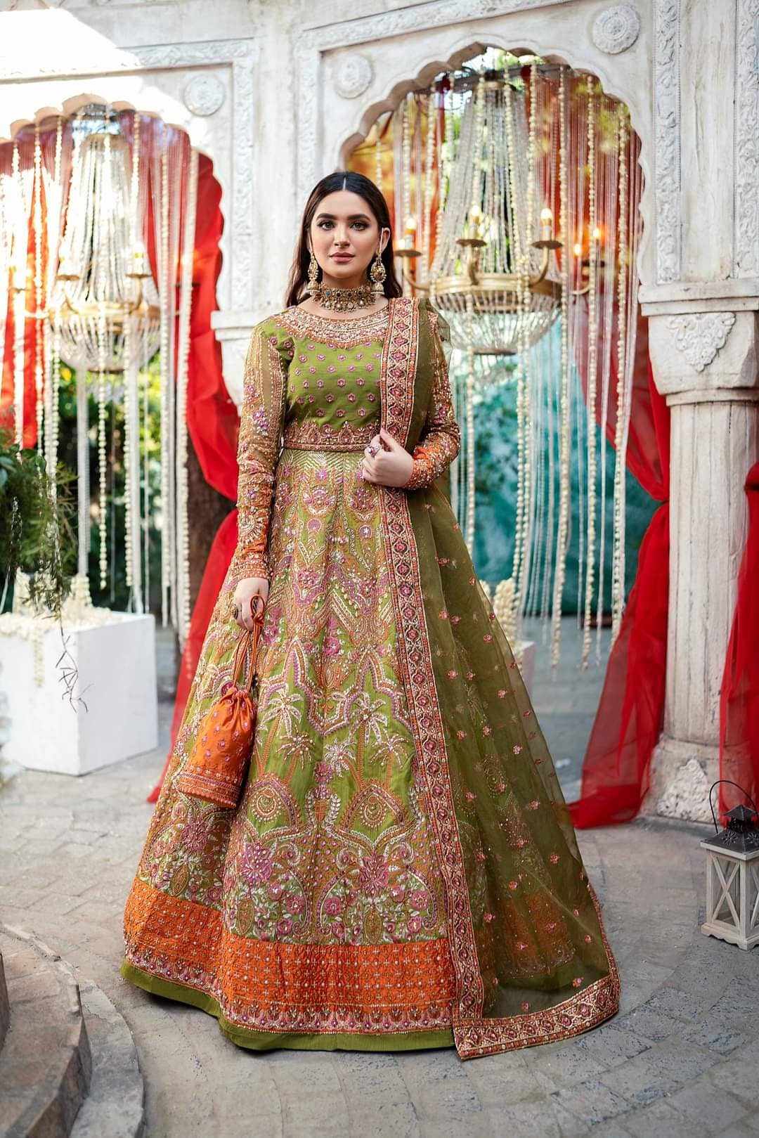 img_maria_osama_khan_wedding_edition_awwal_boutique