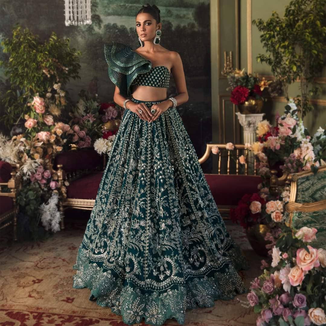 Img_republic_womens_wear_wedding_lehanga_awwal_boutique