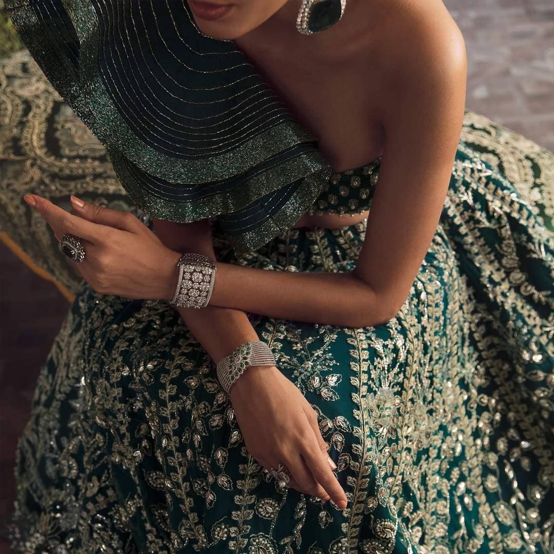 Img_republic_womens_wear_wedding_lehanga_awwal_boutique