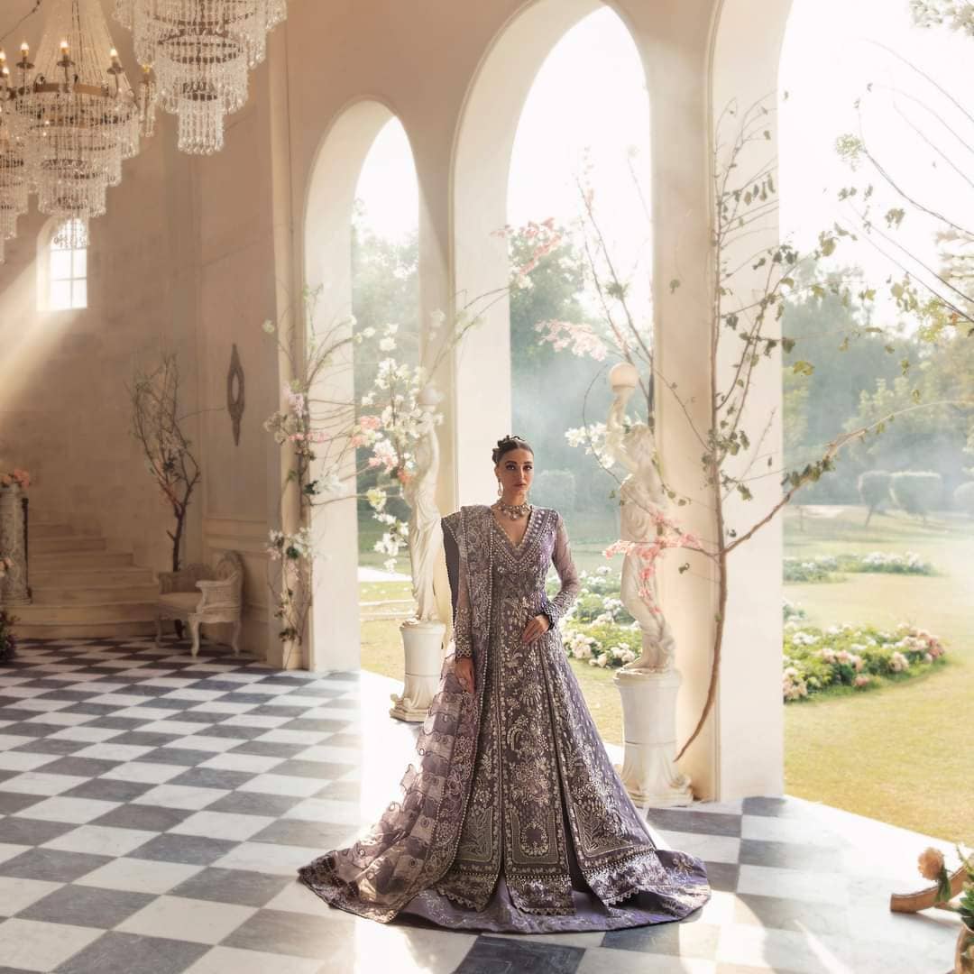 Img_republic_womens_wear_wedding_lehanga_awwal_boutique