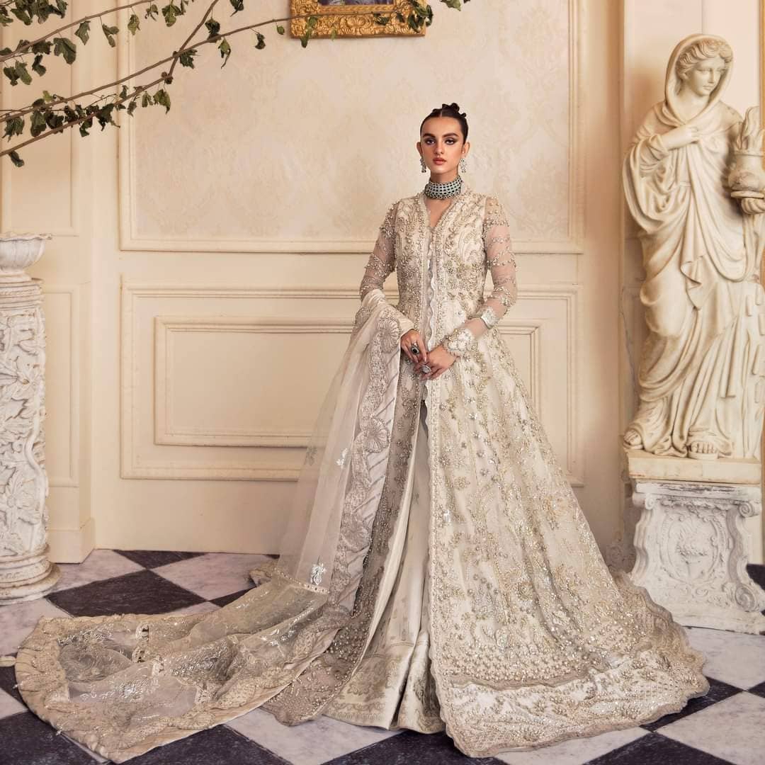 Img_republic_womens_wear_wedding_lehanga_awwal_boutique