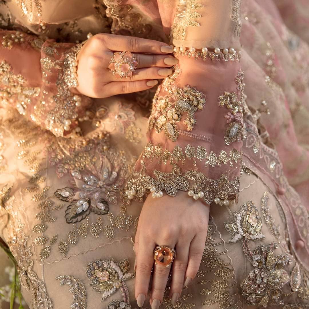 img_republic_womans_wear_wedding_awwal_boutique