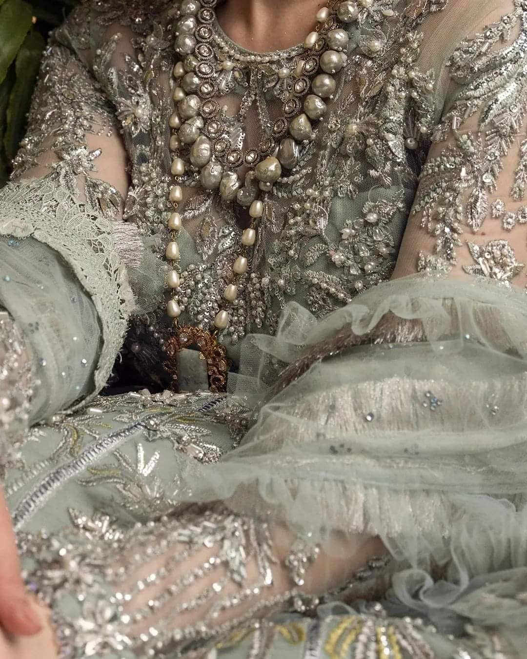 Img_crimson_wedding_edition_awwal_boutique