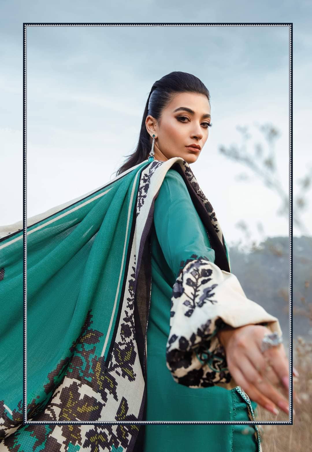 Img_maria_b_shawl_awwal_boutique