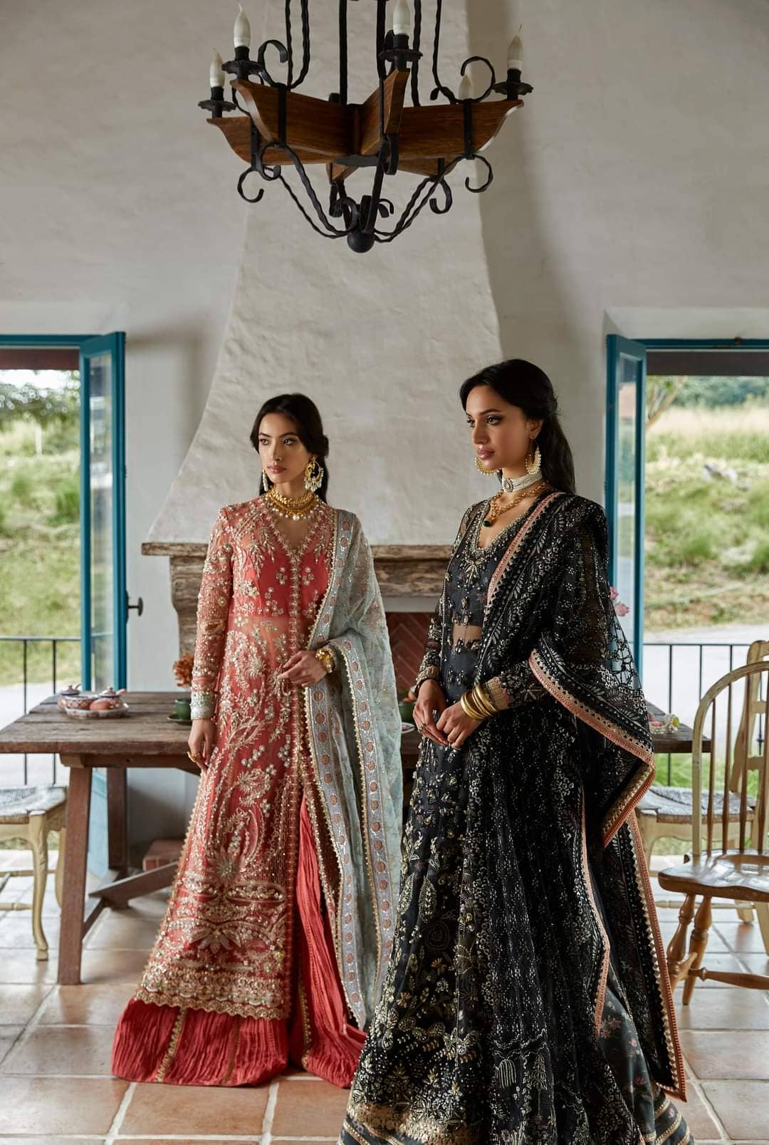 img_suffuse_by_sana_yasir_freesia_2022_wedding_edition_awwal_boutique