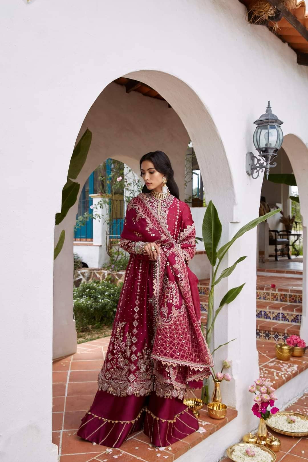 img_suffuse_by_sana_yasir_freesia_2022_wedding_edition_awwal_boutique