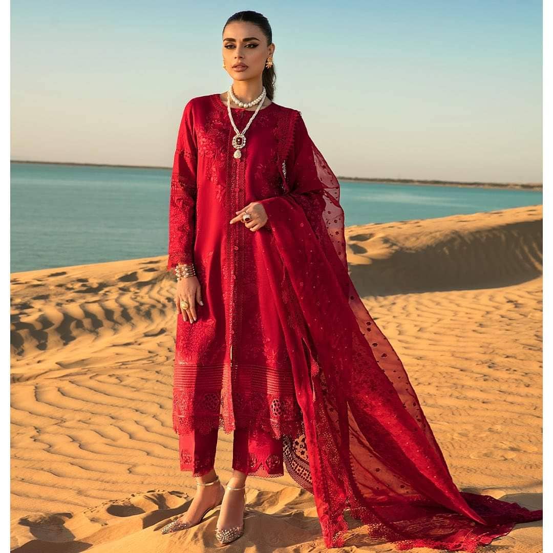 img_rang_rasiya_lawn_23_awwal_boutique