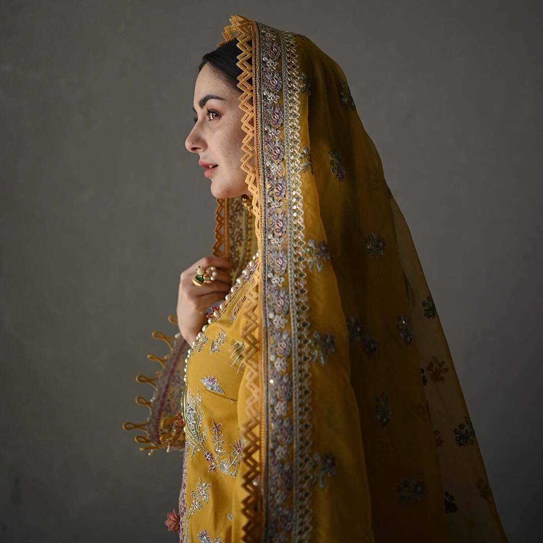 img_qalamkar_luxury_sahil_lawn_23_awwal_boutique