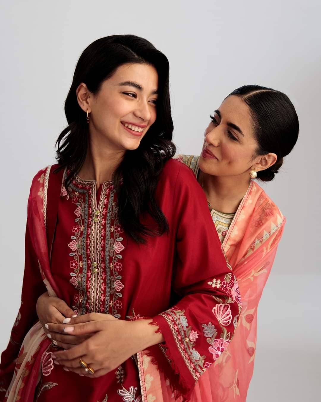 img_coco_lawn_by_zara_shahjahan_23_awwal_boutique