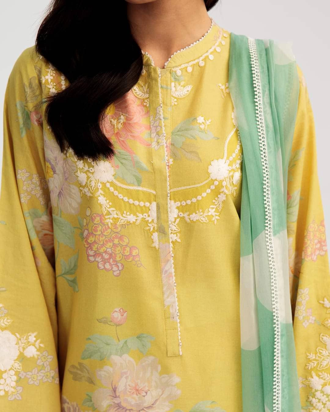 img_coco_lawn_by_zara_shahjahan_23_awwal_boutique