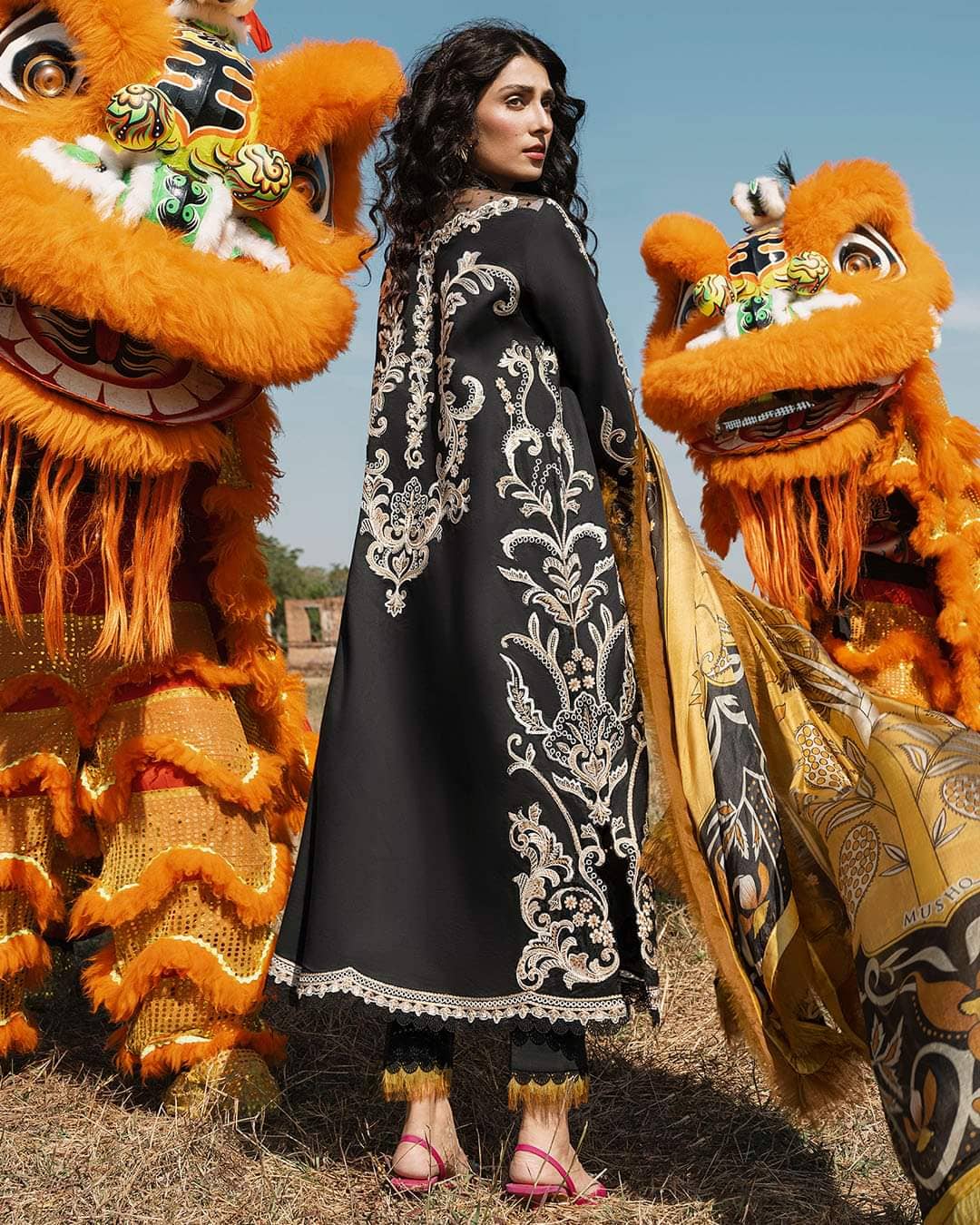 img_mushq_lawana_lawn_23_awwal_boutique